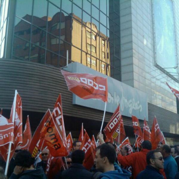 Photo taken at El Corte Inglés by Vicente Juan T. on 3/29/2012