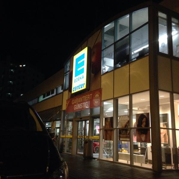 Photo taken at Edeka Center by Sonja Johanna D. on 2/13/2014-德国巴登莱茵费尔登艾西特尔丁根霍恩海姆大道7 Photo taken at Edeka Center by Sonja Johanna D. on 2/13/2014