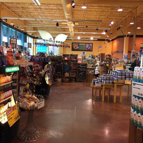 Photo taken at Whole Foods Market by Mark C. on 1/11/2015-印地安那 卡梅尔14598克莱露台大道(146西街) Photo taken at Whole Foods Market by Mark C. on 1/11/2015
