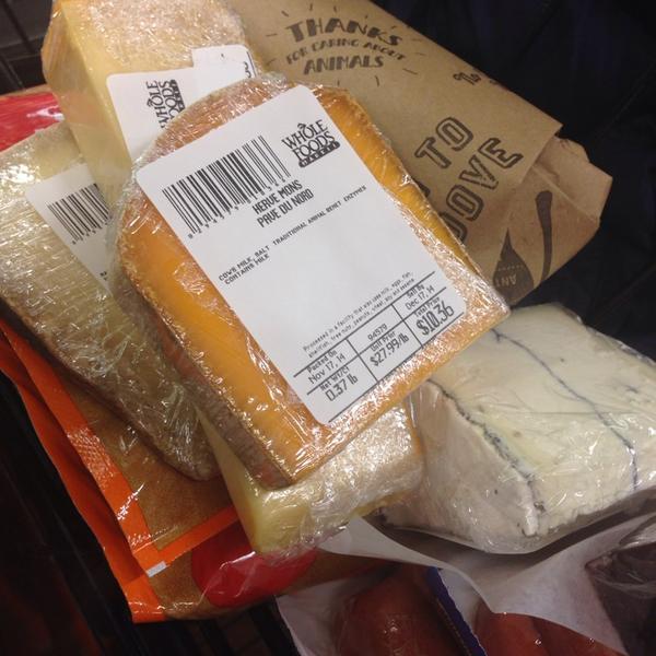 Photo taken at Whole Foods Market by Mark C. on 11/21/2014-印地安那 卡梅尔14598克莱露台大道(146西街) Photo taken at Whole Foods Market by Mark C. on 11/21/2014