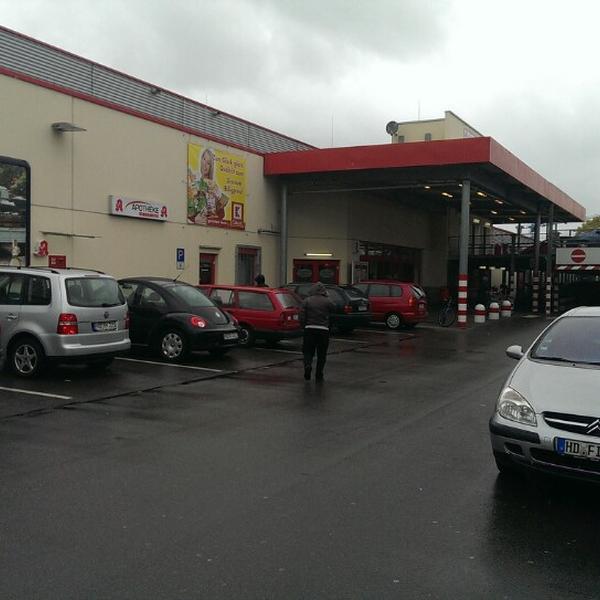 Photo taken at Kaufland by Thomas K. on 4/27/2013