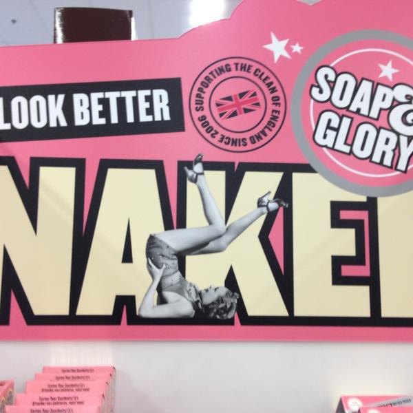 Photo taken at Shoppers Drug Mart by Anthoney P. on 12/24/2012-加拿大温莎杜格尔大道3950 Photo taken at Shoppers Drug Mart by Anthoney P. on 12/24/2012