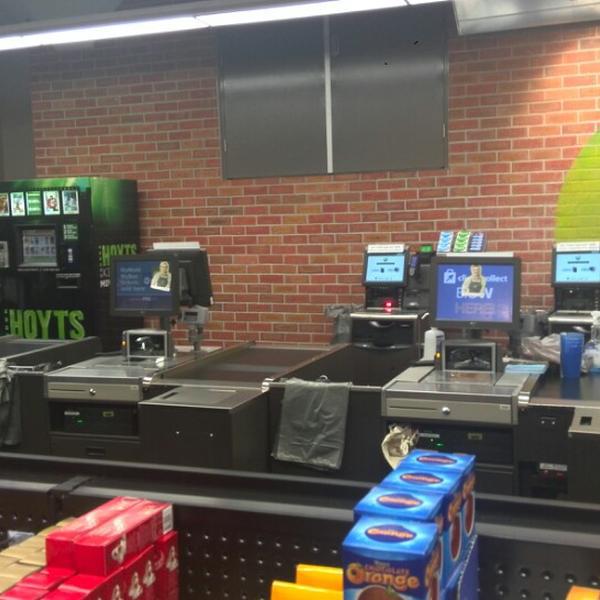 Photo taken at Woolworths by Kato T. on 3/2/2014