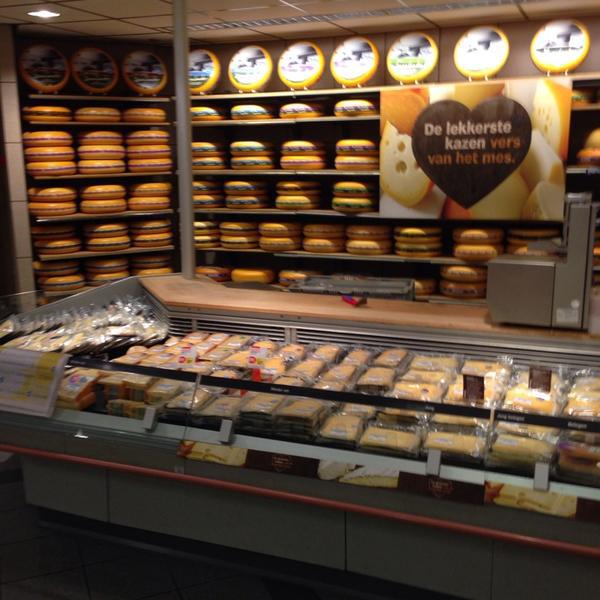 Photo taken at Albert Heijn by Nathalie V. on 3/10/2014-荷兰南荷兰省鹿特丹林班街121号 Photo taken at Albert Heijn by Nathalie V. on 3/10/2014