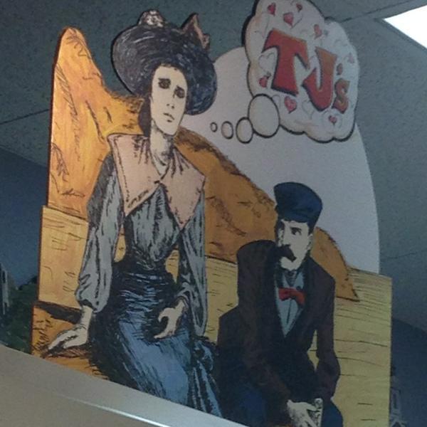 Photo taken at Trader Joe's by Bee D. on 1/19/2013-美国新泽西州韦斯特菲尔德榆树街155 Photo taken at Trader Joe's by Bee D. on 1/19/2013