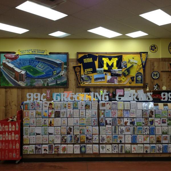 Photo taken at Trader Joe's by Holly G. on 7/6/2013-美国密歇根州安娜堡体育场大道西2398 Photo taken at Trader Joe's by Holly G. on 7/6/2013