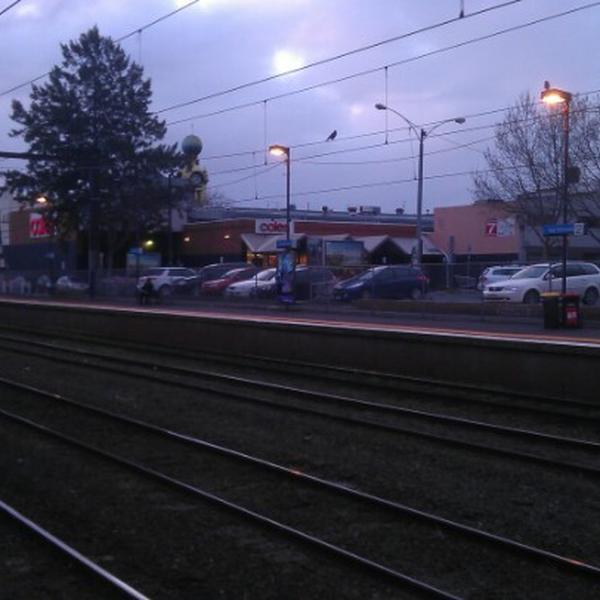 Photo taken at Coles by Uday K. on 8/19/2012-澳大利亚维多利亚州墨尔本克雷蒙天鹅街194-196 Photo taken at Coles by Uday K. on 8/19/2012