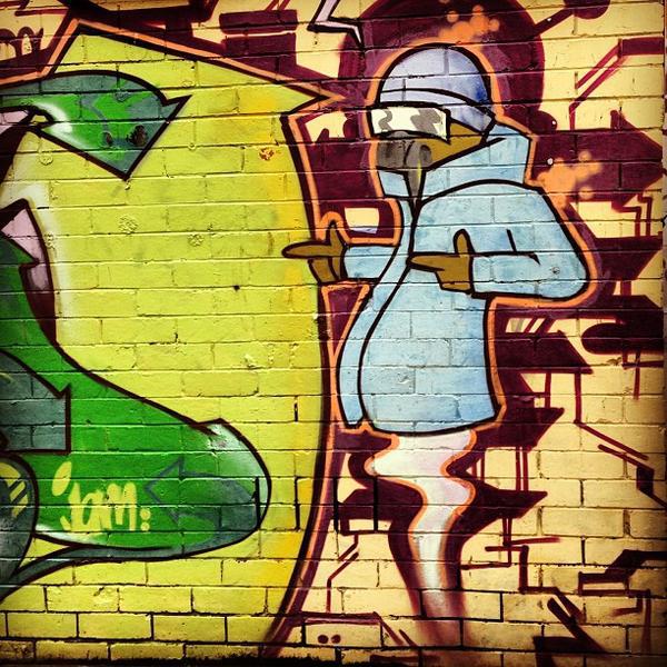 Photo taken at Coles by Lee A. on 10/7/2012-澳大利亚维多利亚州墨尔本克雷蒙天鹅街194-196 Photo taken at Coles by Lee A. on 10/7/2012