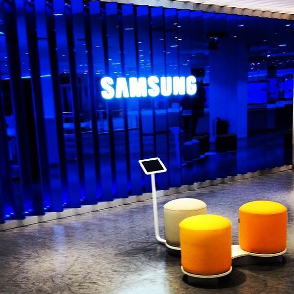 Photo taken at El Corte Inglés (Electrónica, Música, Libros) by Juan Carlos G. on 12/2/2013