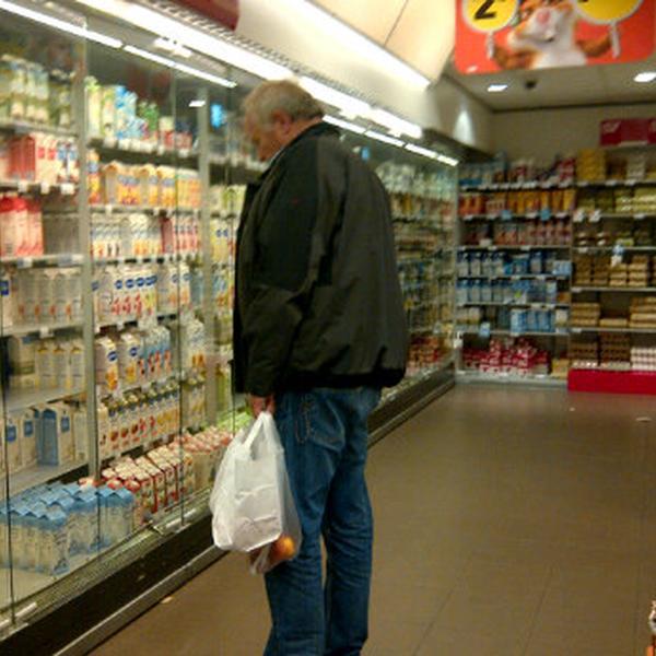 Photo taken at Albert Heijn by Mariëlle E. on 9/13/2011-荷兰南荷兰省海牙康拉德卡德67号 Photo taken at Albert Heijn by Mariëlle E. on 9/13/2011