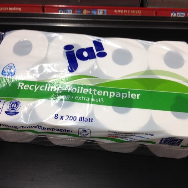 Photo taken at REWE by Intelli R. on 6/25/2014-德国柏林爱登纳大街34 Photo taken at REWE by Intelli R. on 6/25/2014