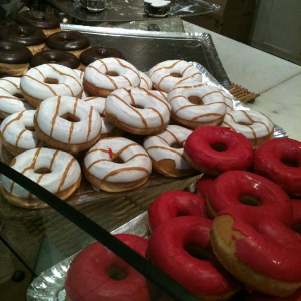 Photo taken at Monoprix by David L. on 2/20/2012-法国库尔贝瓦列奥纳多达芬奇大道14 Photo taken at Monoprix by David L. on 2/20/2012