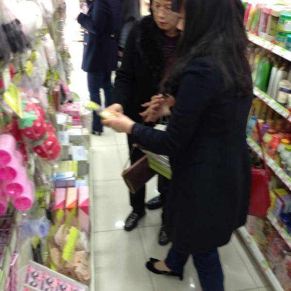 Photo taken at 올리브영 (OLIVE YOUNG) by Youngmin K. on 2/25/2013