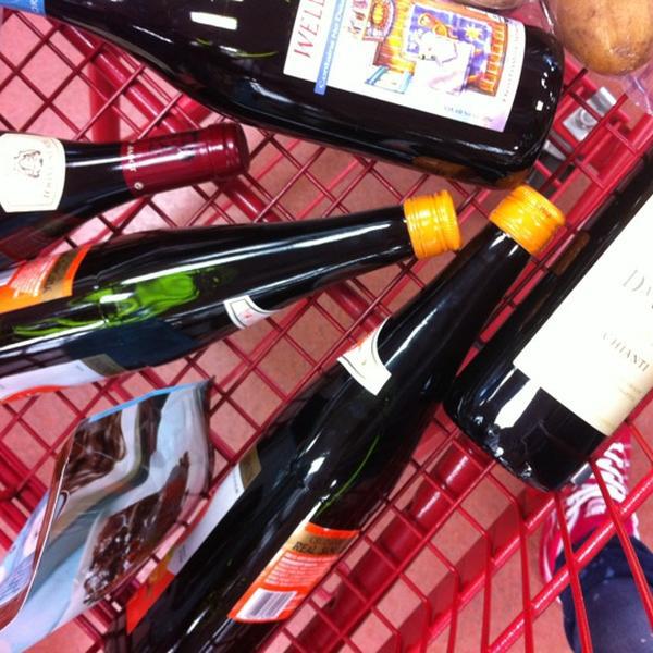 Photo taken at Trader Joe's by Jessica S. on 8/9/2012-佐治亚州亚特兰大桃树路西北3183 Photo taken at Trader Joe's by Jessica S. on 8/9/2012