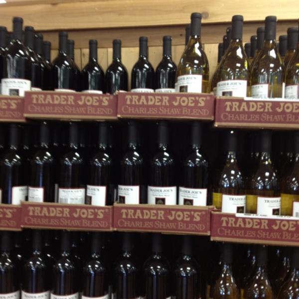 Photo taken at Trader Joe's by Sammy D. on 2/26/2012-佐治亚州亚特兰大桃树路西北3183 Photo taken at Trader Joe's by Sammy D. on 2/26/2012