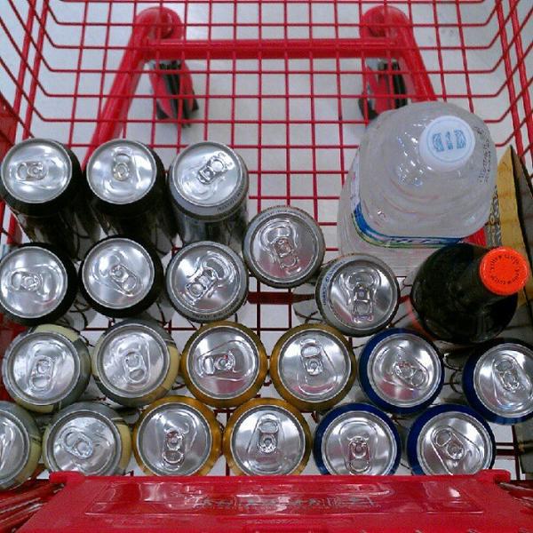 Photo taken at 홈플러스 (Home Plus) by Chul-sung L. on 7/27/2012-京畿道高阳市义山817 Photo taken at 홈플러스 (Home Plus) by Chul-sung L. on 7/27/2012