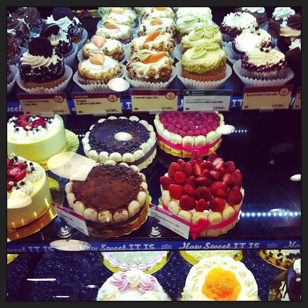 Photo taken at Whole Foods Market by Jeremy Z. on 3/16/2013-佛罗里达州彭布罗克派恩斯大道14956号 Photo taken at Whole Foods Market by Jeremy Z. on 3/16/2013