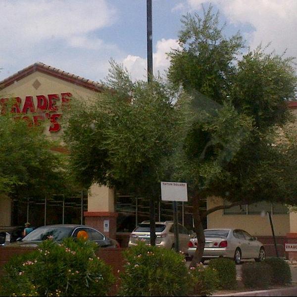 Photo taken at Trader Joe's by Nuning  i. on 7/22/2013-美国阿利桑那州凤凰城乳木果大道东4726 Photo taken at Trader Joe's by Nuning  i. on 7/22/2013