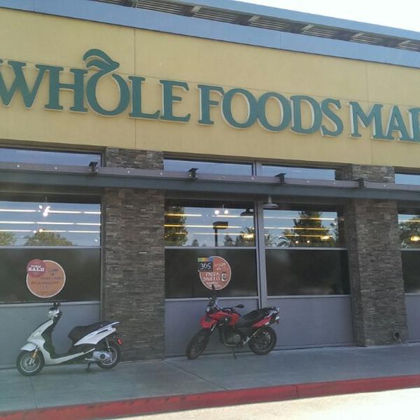 Whole Foods Market全食超市圣罗莎店 加尼福尼亚圣罗莎 城市 康涅狄格R390(在盖尔南韦尔路)