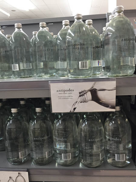 Antipodes 水 Antipodes 水