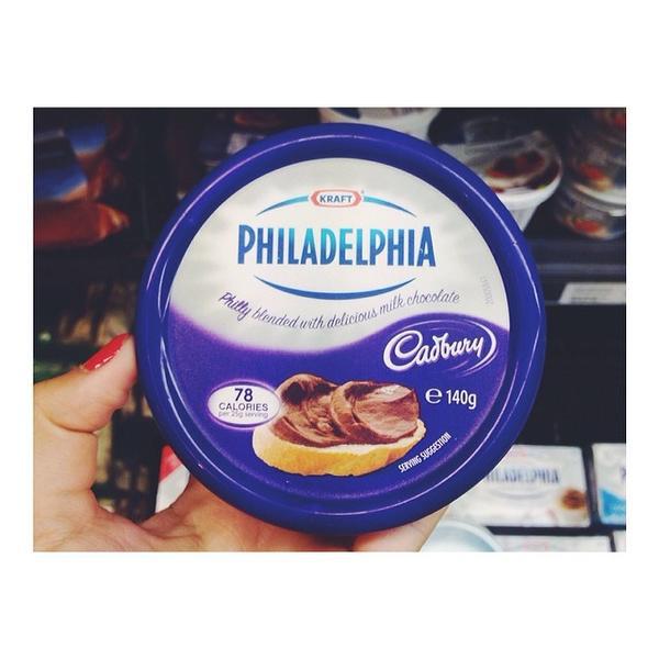 Photo taken at Woolworths by Fiona V. on 2/12/2014-澳大利亚新南威尔士州悉尼巴尔梅恩区达林街276 Photo taken at Woolworths by Fiona V. on 2/12/2014