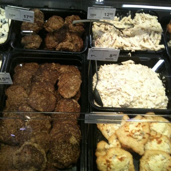 Photo taken at K-citymarket by Karri A. on 7/9/2011-新地区万塔司克思路3 Photo taken at K-citymarket by Karri A. on 7/9/2011