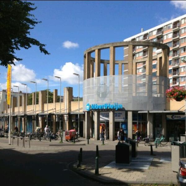 Photo taken at Albert Heijn by asbeau13 on 10/26/2012