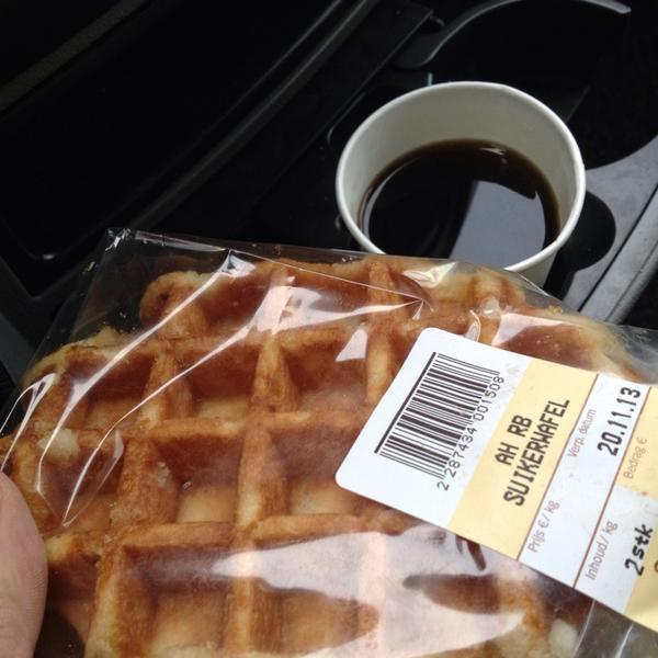 Photo taken at Albert Heijn by Niels v. on 11/21/2013-荷兰乌特勒支索斯特博格米斯特格罗特街2号 Photo taken at Albert Heijn by Niels v. on 11/21/2013