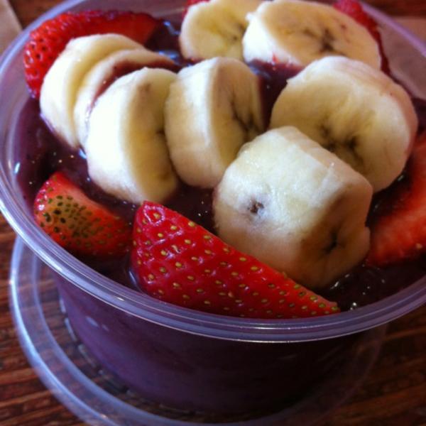 Photo taken at Whole Foods Market by Jamie H. on 7/5/2012-加利福尼亚州圣地亚哥市学府大道(在第7大道)711 Photo taken at Whole Foods Market by Jamie H. on 7/5/2012