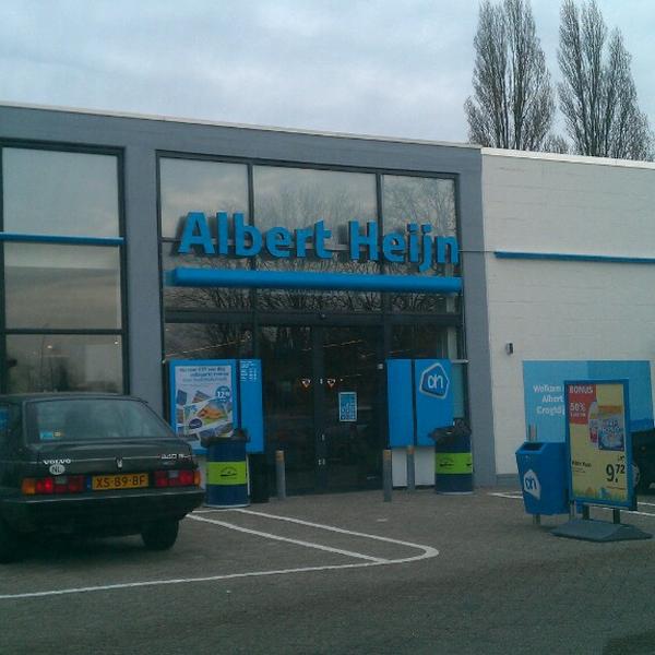 Photo taken at Albert Heijn by Jeroen d. on 3/25/2013-荷兰北布拉班特省布雷达克罗格特戴克75号 Photo taken at Albert Heijn by Jeroen d. on 3/25/2013