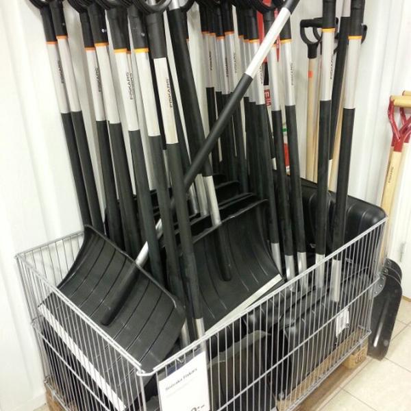 Photo taken at Clas Ohlson by Fredrik on 12/18/2012