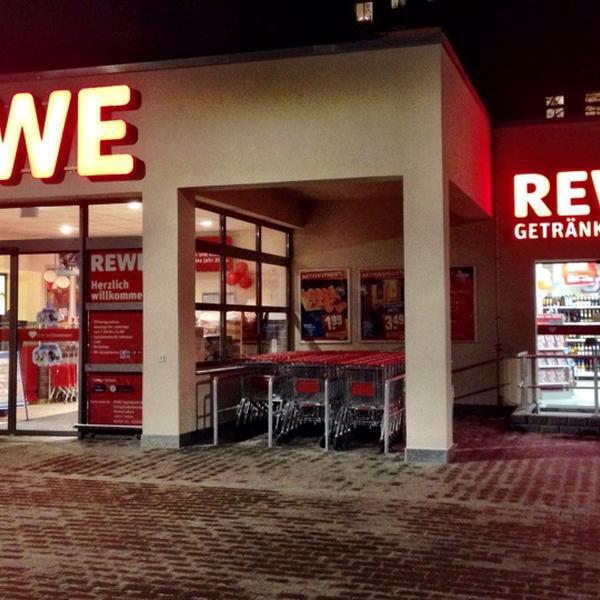 Photo taken at REWE by marcus v. on 12/19/2013