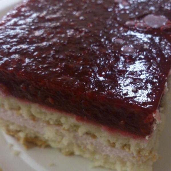 Photo taken at K-citymarket by Jussi K. on 2/14/2014-新地区埃斯波赛洛广场 Photo taken at K-citymarket by Jussi K. on 2/14/2014