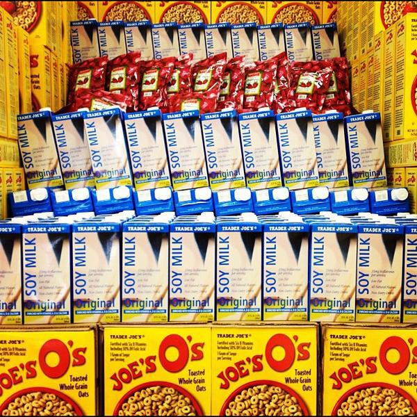 Photo taken at Trader Joe's by Daniel F. on 5/1/2012-加尼福尼亚旧金山雍大街3(在吉里大道) Photo taken at Trader Joe's by Daniel F. on 5/1/2012