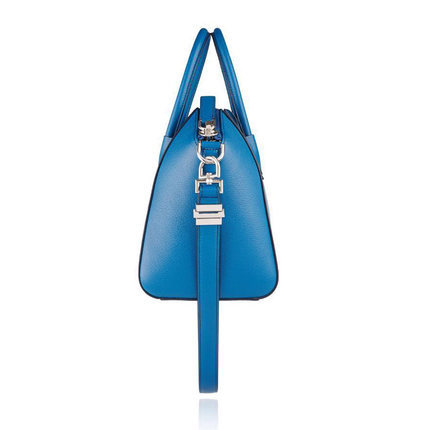 Givenchy/纪梵希givenchy女包16新款中号山羊皮单肩手提包608275 Givenchy/纪梵希givenchy女包16新款中号山羊皮单肩手提包608275