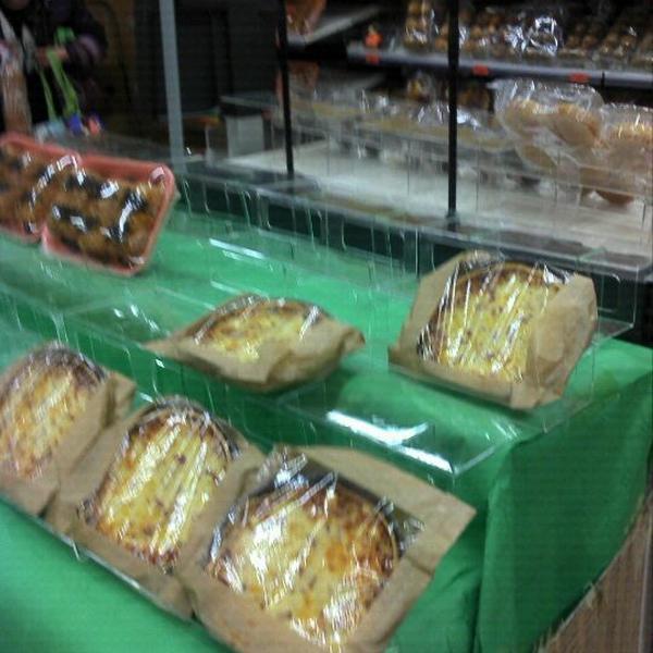 Photo taken at Mercadona by Gustavo M. on 4/19/2012