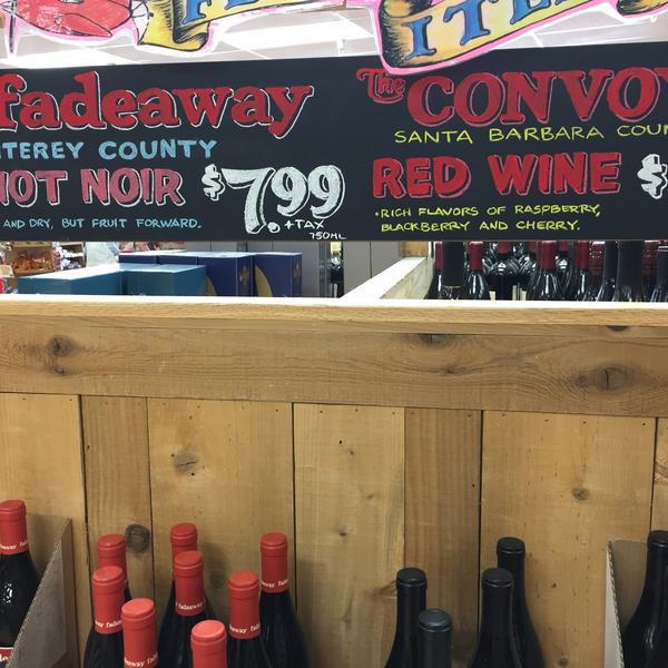 Photo taken at Trader Joe's by iKon on 3/21/2015-美国加利福尼亚州圣荷西展望路5269 Photo taken at Trader Joe's by iKon on 3/21/2015