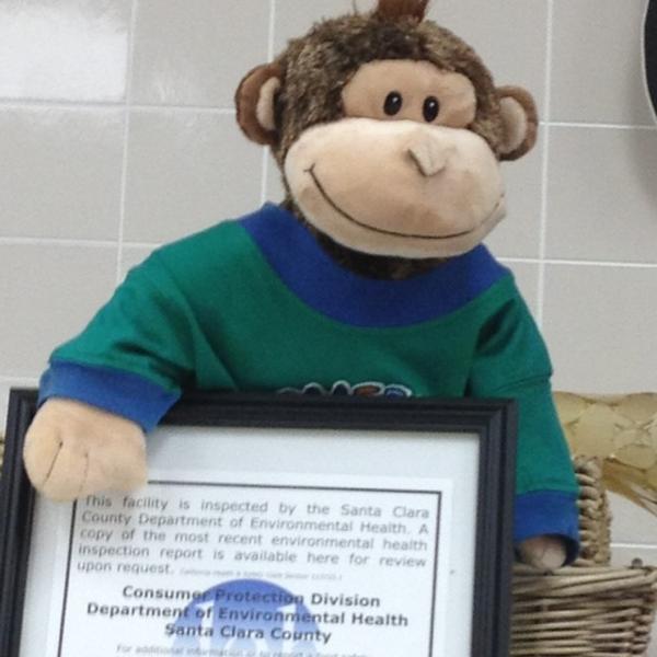 Photo taken at Trader Joe's by Chenyi L. on 3/1/2012-加尼福尼亚 洛思阿图斯宅基路2310(在山麓高速) Photo taken at Trader Joe's by Chenyi L. on 3/1/2012