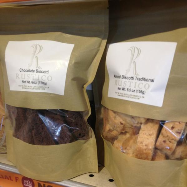 Photo taken at Whole Foods Market by Doug G. on 1/17/2013-美国加利福尼亚州洛杉矶圣维森特大道11737 Photo taken at Whole Foods Market by Doug G. on 1/17/2013