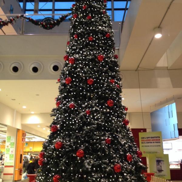 Photo taken at Centro Commerciale Galleria Auchan by Alan D. on 11/15/2014