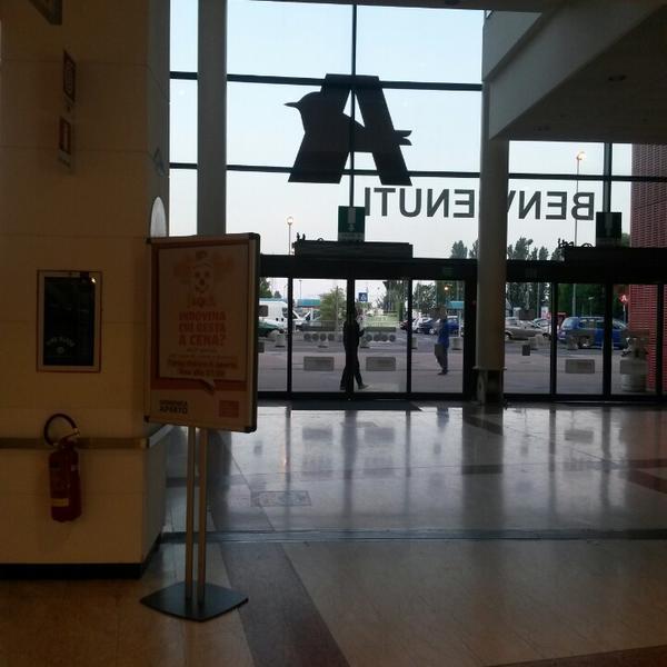 Photo taken at Centro Commerciale Galleria Auchan by Max Videus G. on 4/13/2014