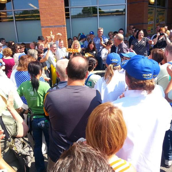 Photo taken at Whole Foods Market by Mark on 7/24/2013-美国马萨诸塞州梅尔罗斯主街880 Photo taken at Whole Foods Market by Mark on 7/24/2013