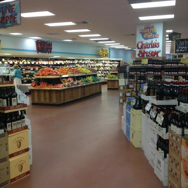 电摩卡壶Trader Joe's乔氏连锁亚特兰大店图片库 电摩卡壶Trader Joe's乔氏连锁亚特兰大店图片库