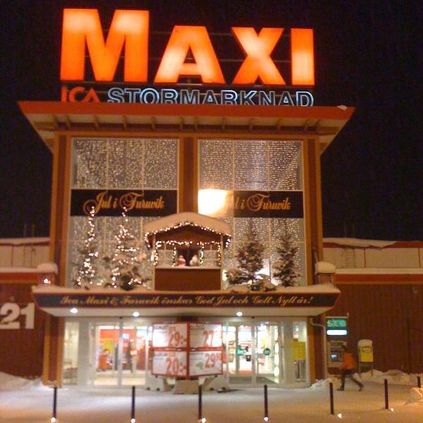 Photo taken at ICA Maxi by Fredrik N. on 12/22/2010