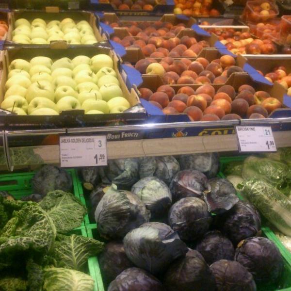 Photo taken at Billa by Katka B. on 6/21/2012