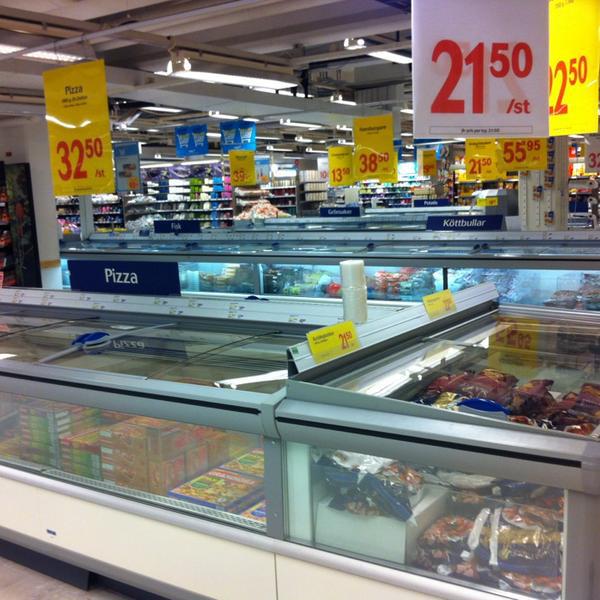 Photo taken at Coop Forum Västerås by Ken J. on 3/30/2013
