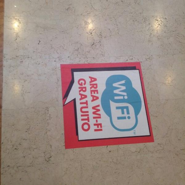 Photo taken at Auchan by Francesco G. on 10/29/2012-意大利威尼托布索伦戈费尔里那 Photo taken at Auchan by Francesco G. on 10/29/2012