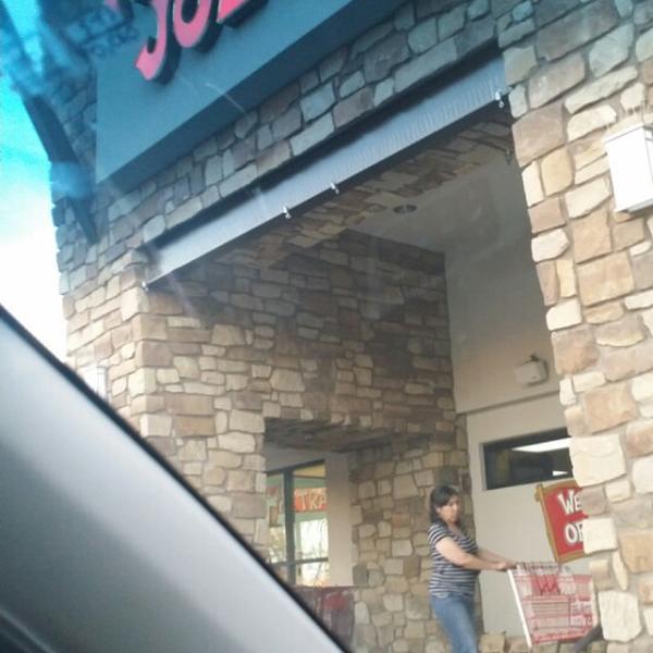 Photo taken at Trader Joe's by Christine H. on 3/5/2014-美国阿利桑那州斯科茨代尔斯科特斯德路北6202 Photo taken at Trader Joe's by Christine H. on 3/5/2014