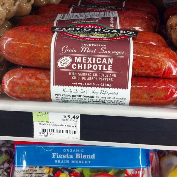 Photo taken at Whole Foods Market by LB Chica on 6/16/2013-加利福尼亚州长滩太平洋海岸高速路6550号(在第二大街和圣加布里埃尔河之间) Photo taken at Whole Foods Market by LB Chica on 6/16/2013