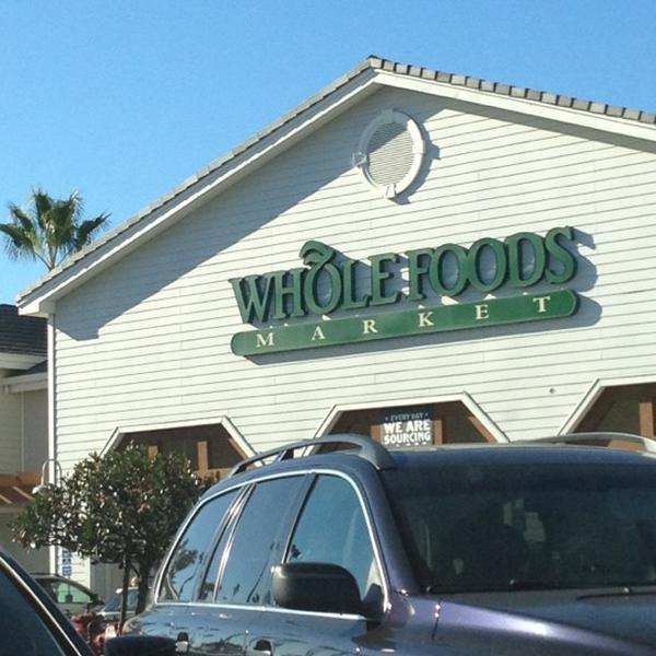 Photo taken at Whole Foods Market by Sparrow F. on 1/2/2012-加利福尼亚州长滩太平洋海岸高速路6550号(在第二大街和圣加布里埃尔河之间) Photo taken at Whole Foods Market by Sparrow F. on 1/2/2012